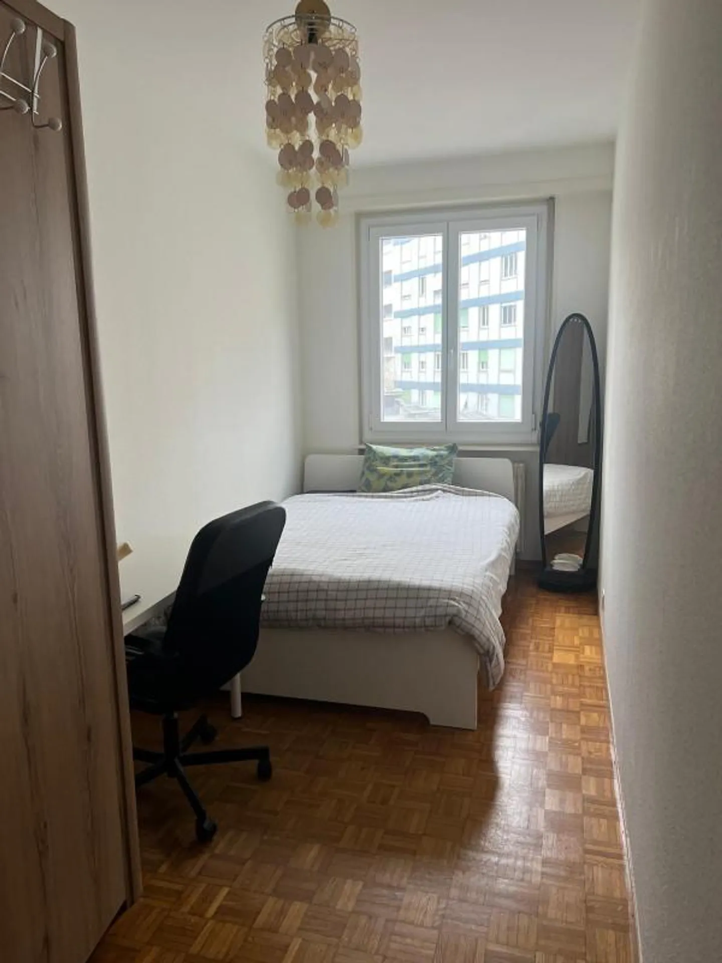 Appartement de 5 pièces au 3ème étage à Genève 1201 - Photo 2 sur 10