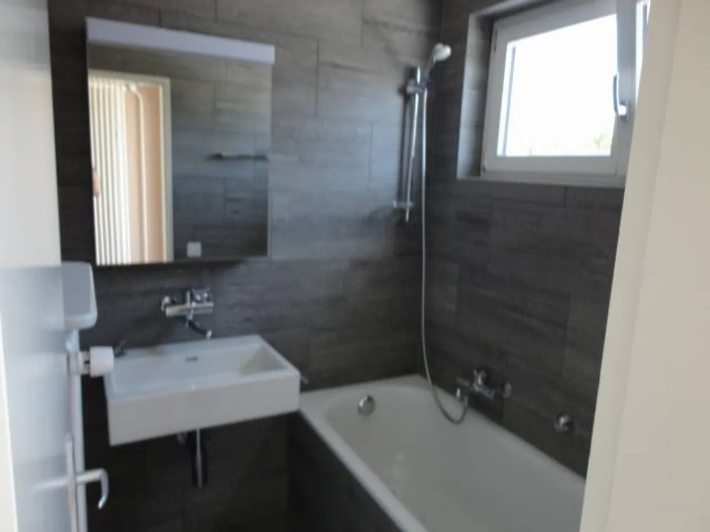 Maisonettewohnung mit Terrasse im Goldernquartier - befristet bis 30.09.2027 - Foto 3 von 5