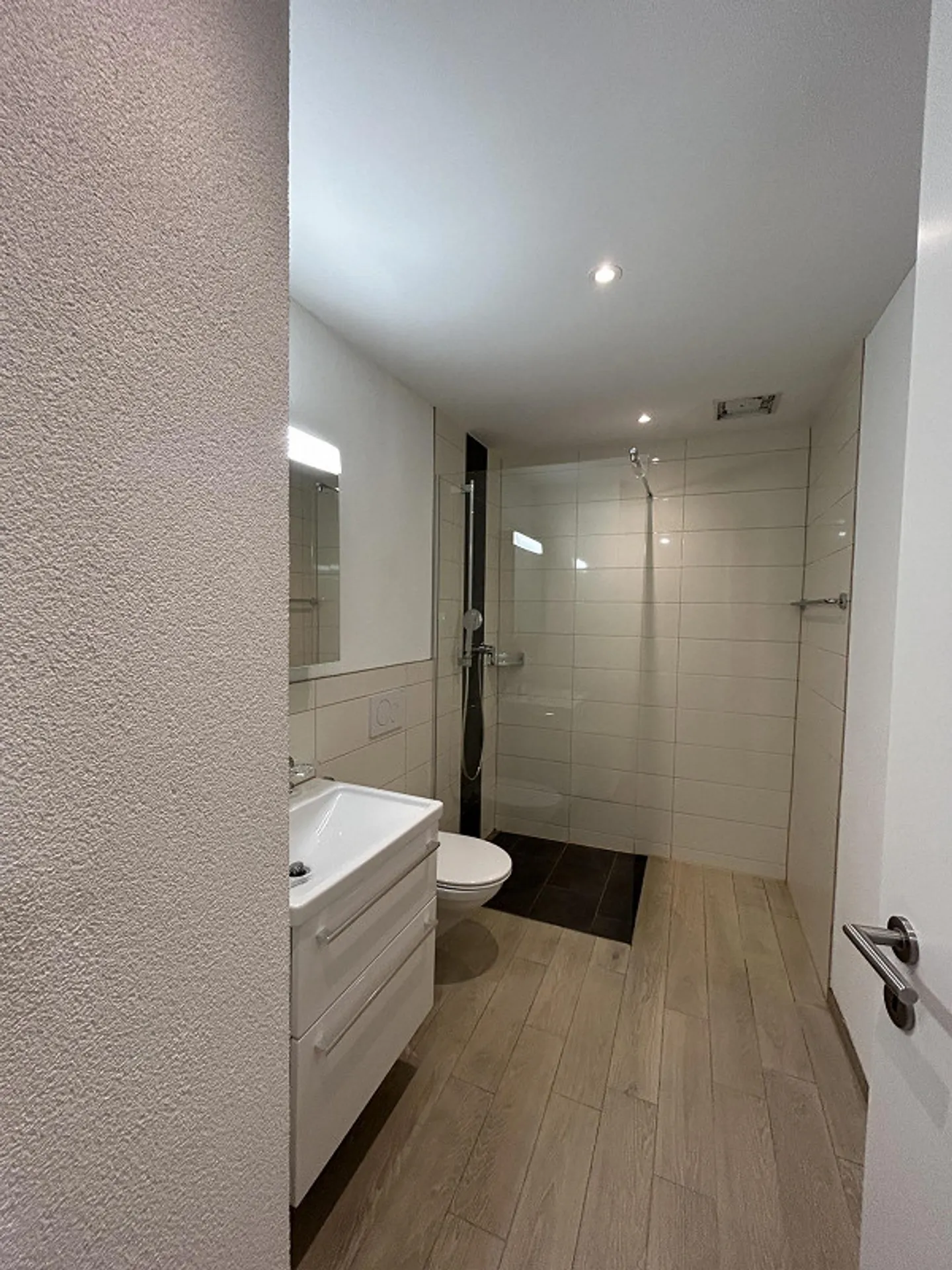 Appartamento moderno di 2,5 stanze in affitto al 2° piano - Foto 2 di 8