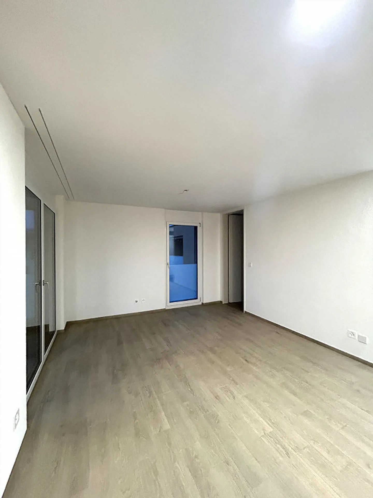 Appartamento moderno di 2,5 stanze in affitto al 2° piano - Foto 3 di 8