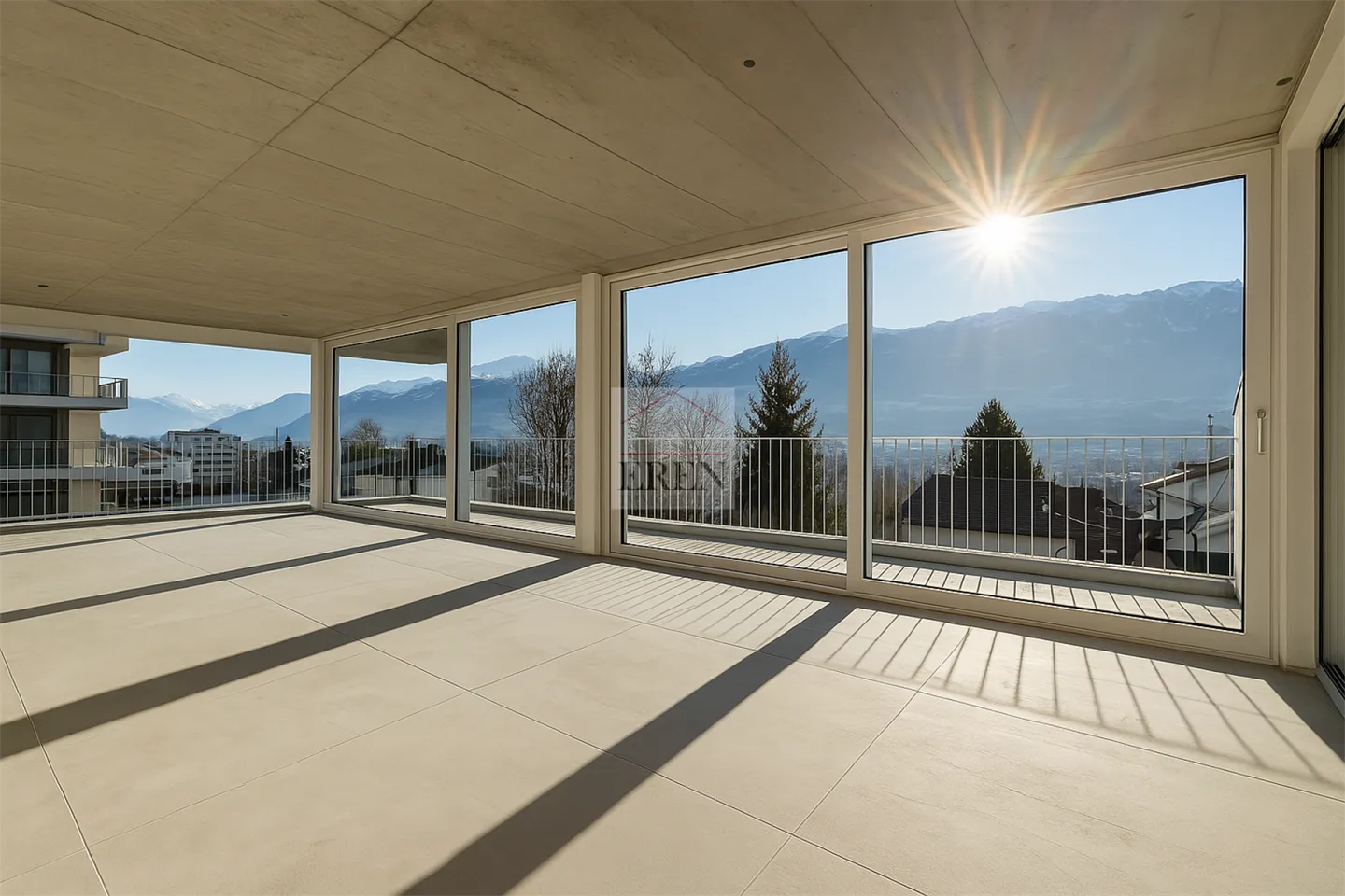 Magnifico appartamento attico 4,5 nuovo con vista panoramica e terrazza sud-est di 55 m2 - Foto 2 di 13
