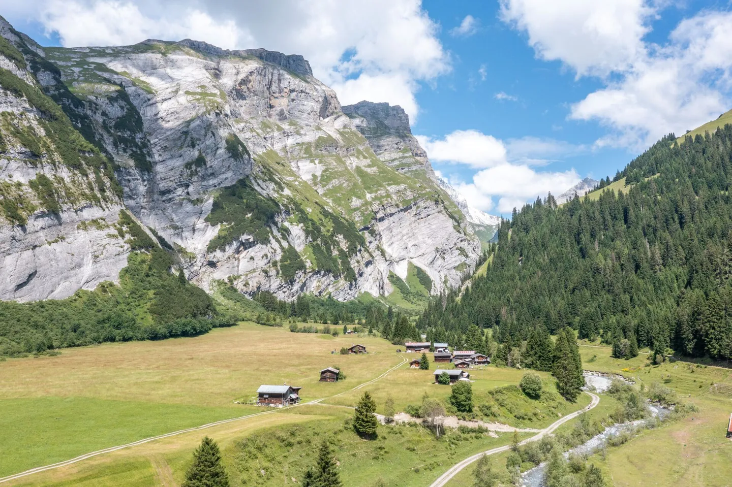 Rifugio di montagna incluso costruzione di stalla con potenziale di espansione in vendita - Foto 18 di 20