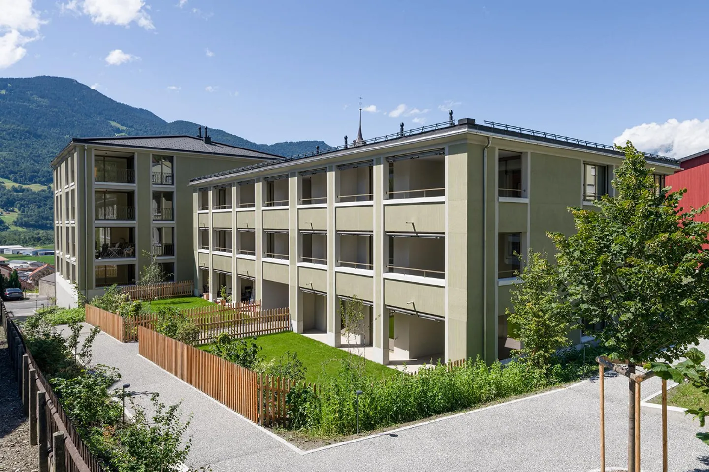 Nouvel appartement avec un agencement spacieux et une terrasse couverte - Photo 1 sur 7
