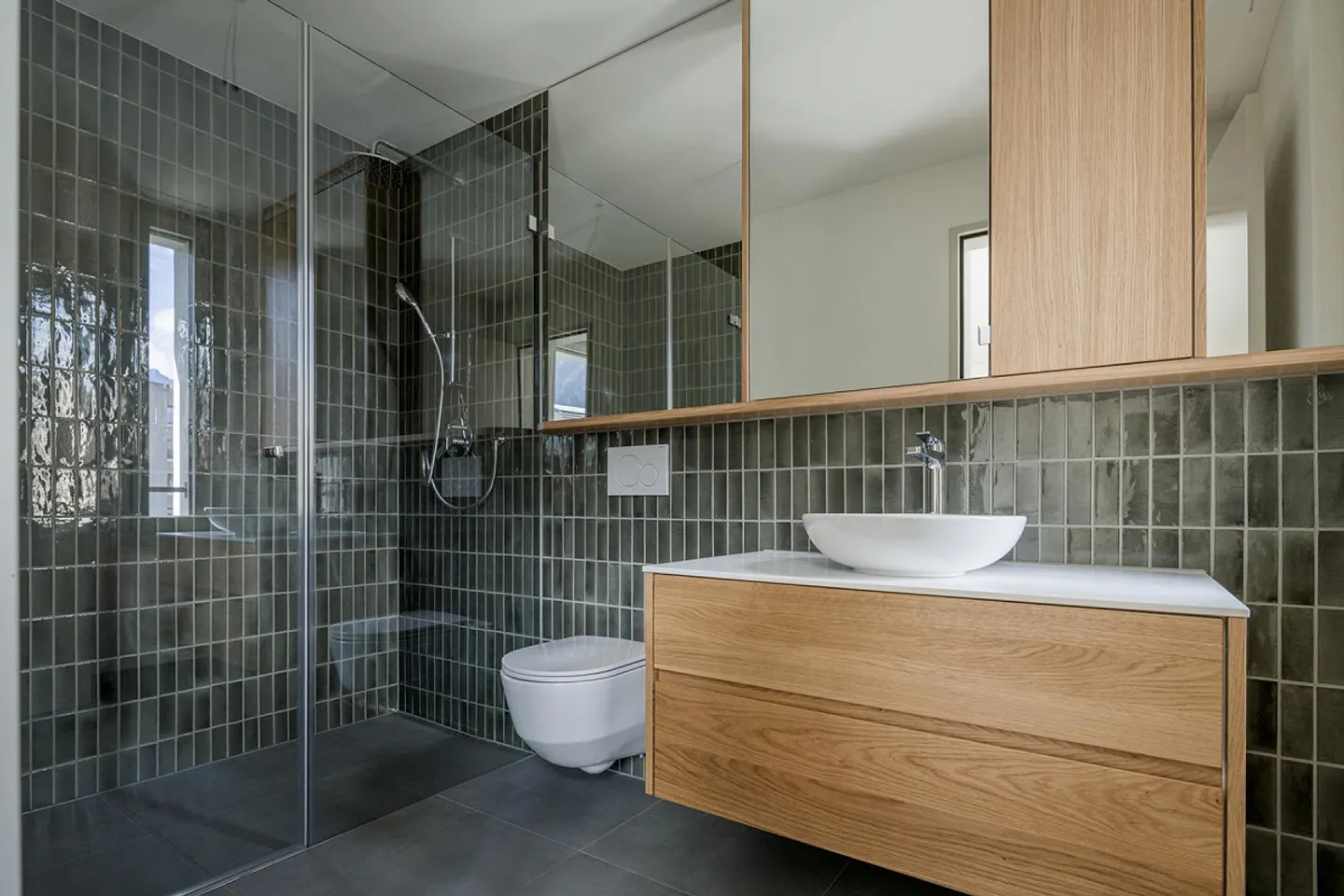 Nouvel appartement avec un agencement spacieux et une terrasse couverte - Photo 4 sur 7