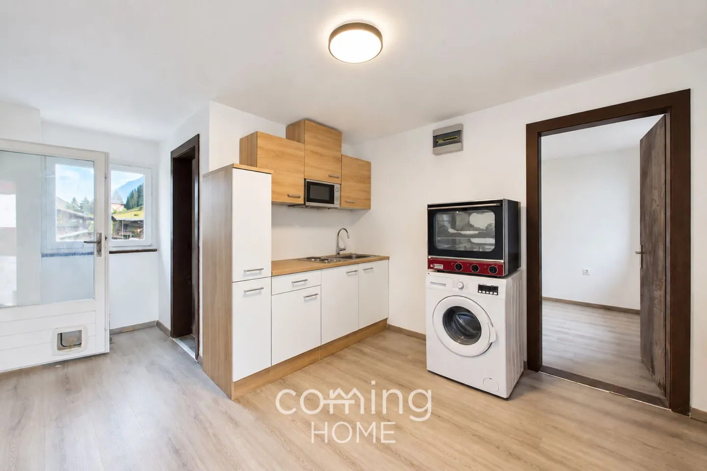 Charming half of a house with three residential units in the Saastal. - Photo 2 of 16