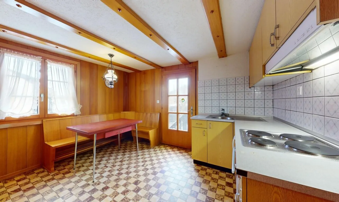 Charmantes Chalet mit großem Grundstück und schönem Potenzial - Foto 9 von 13