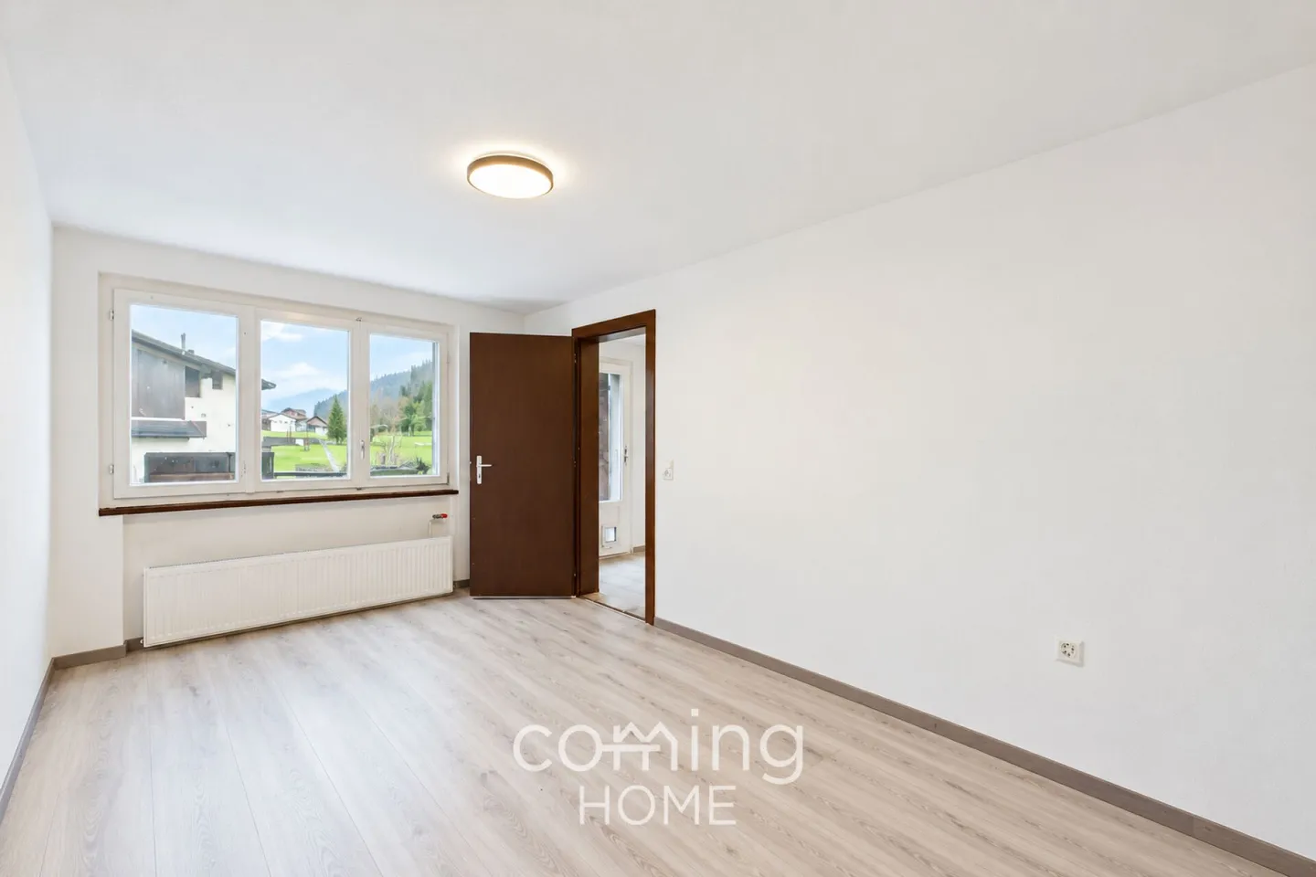 Charming half of a house with three residential units in the Saastal. - Photo 11 of 16