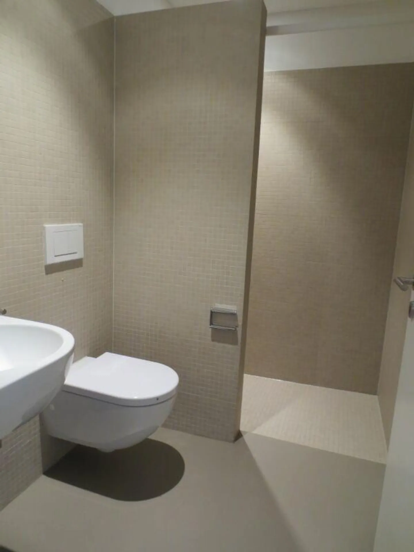 Appartement moderne de 3,5 pièces au centre du village - Photo 6 sur 9