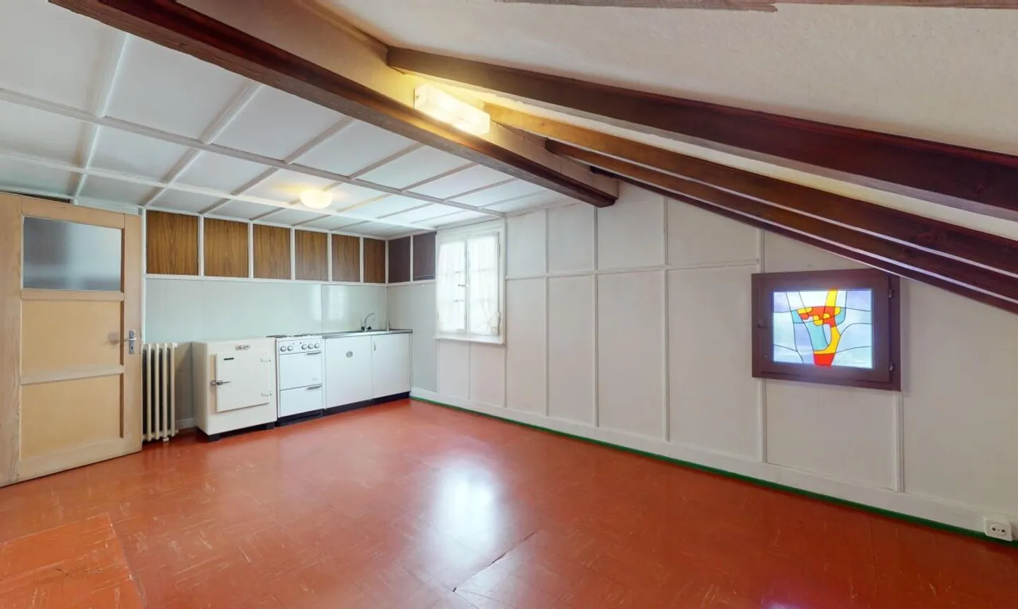 Charmantes Chalet mit großem Grundstück und schönem Potenzial - Foto 12 von 13