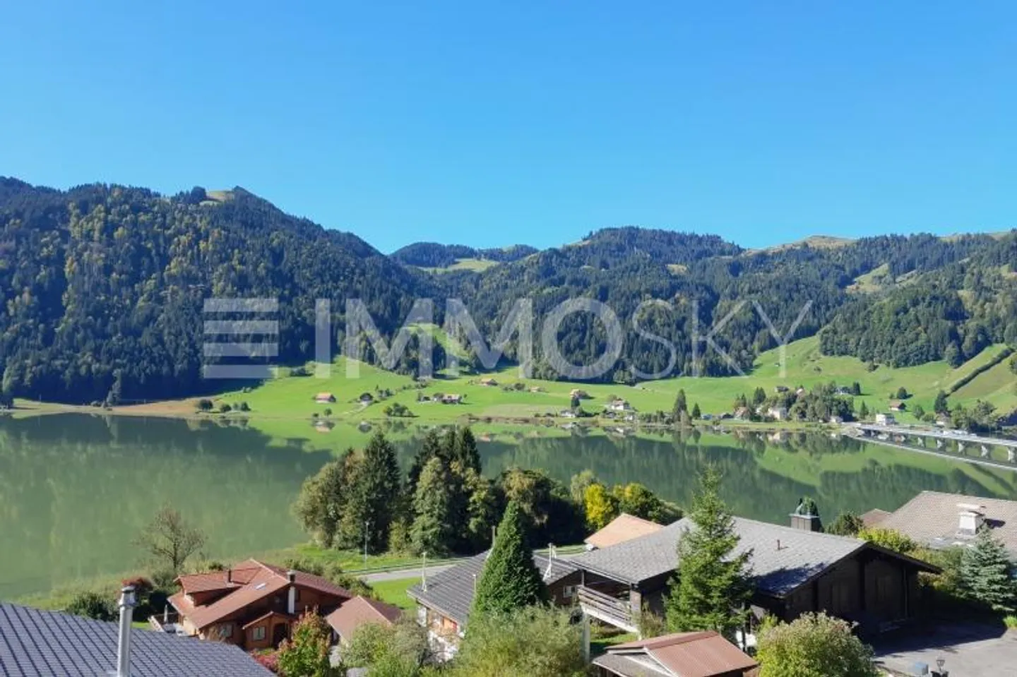 Horizont am Wasser – Modernes Wohnen mit traumhaftem Seeblick - Foto 1 von 5