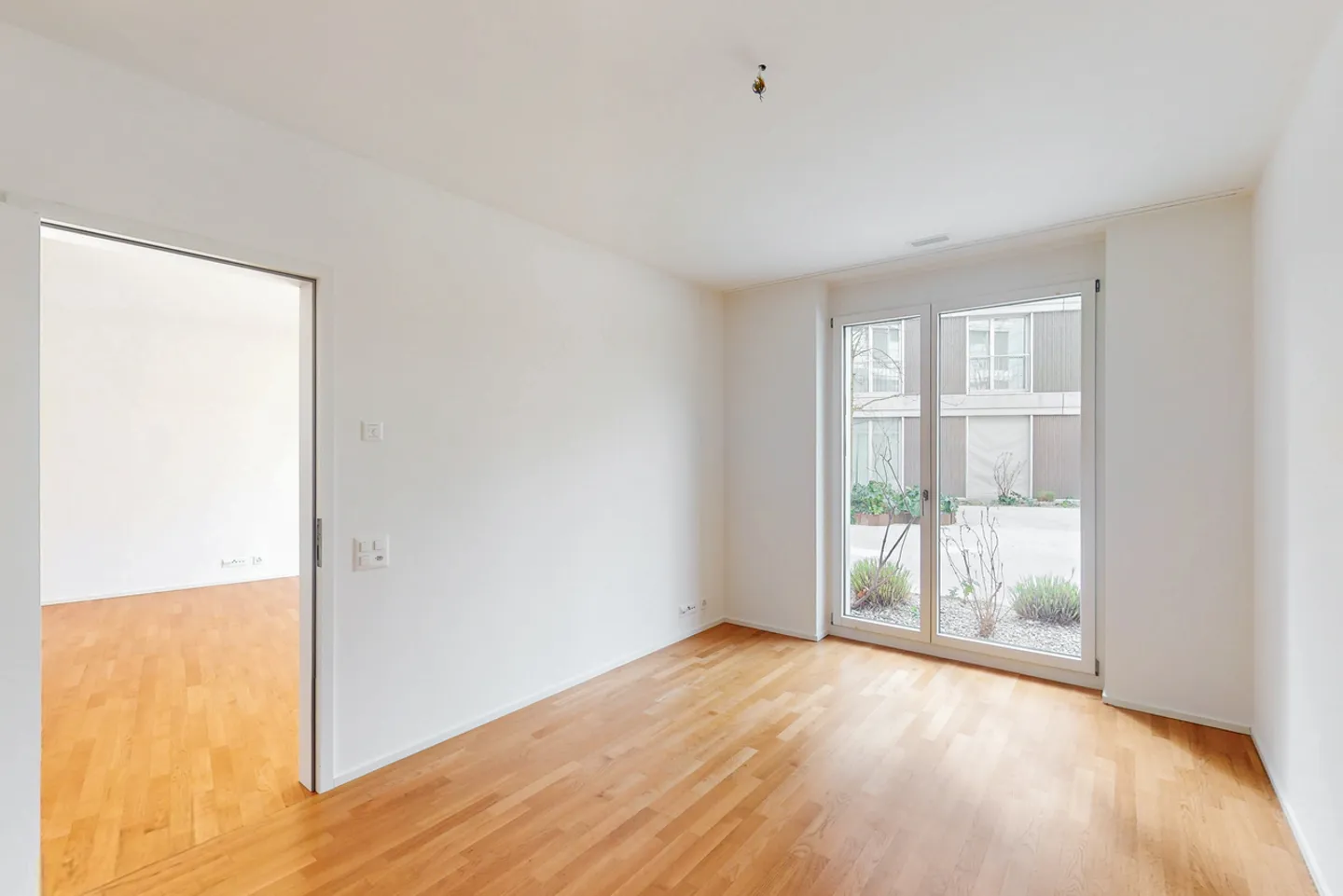 Résidence Radice - moderne 2.5 pièces au rez-de-chaussée avec jardin - Photo 8 sur 9