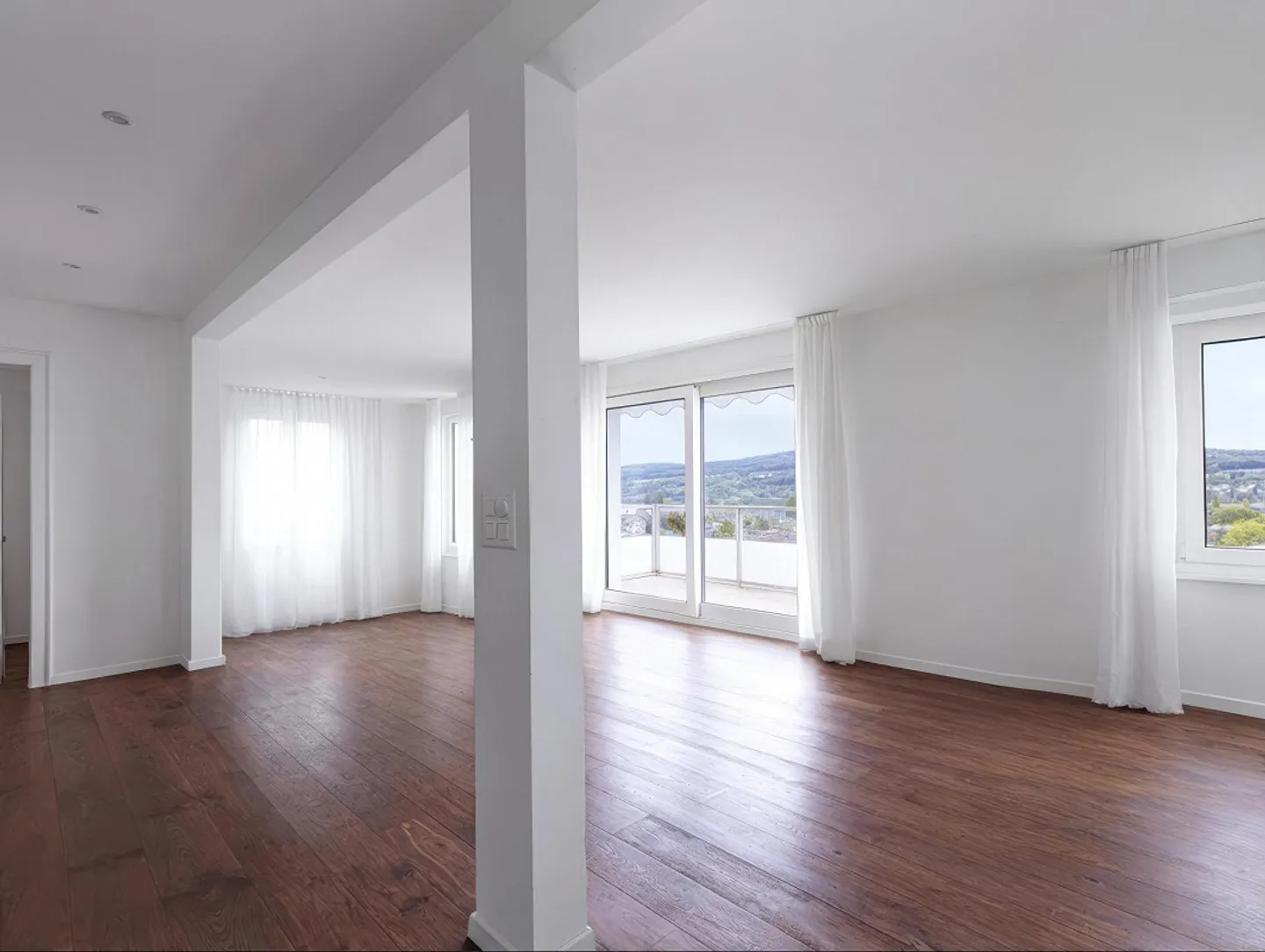 Helle Maisonette mit Seesicht - Foto 1 von 11