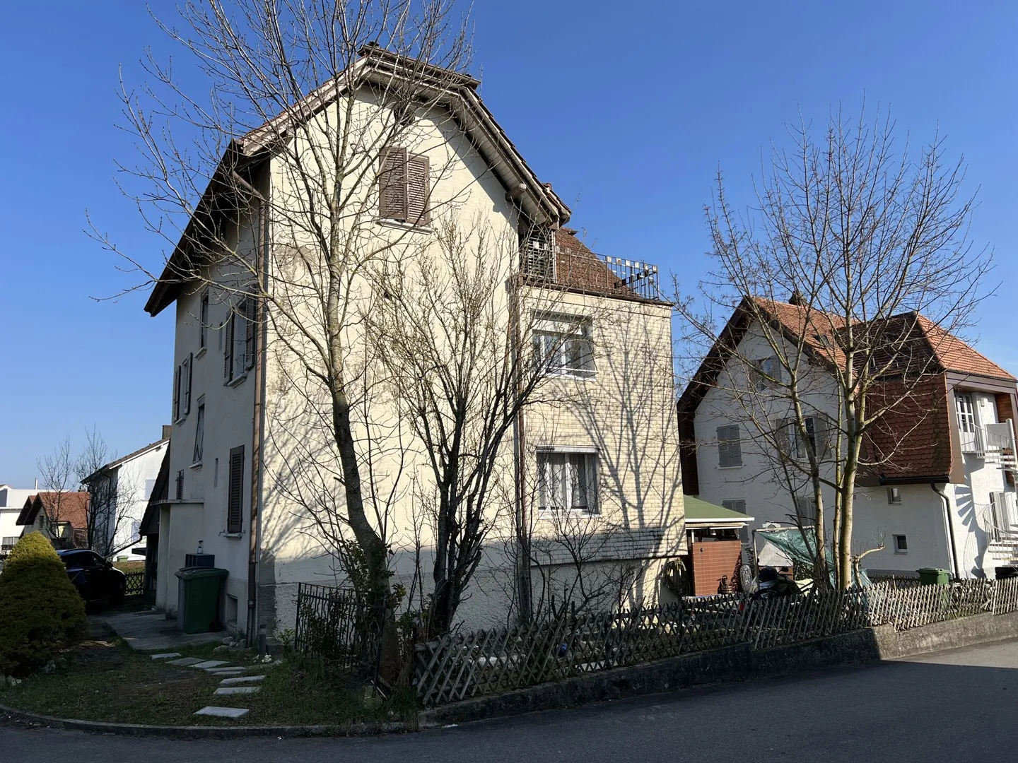 Casa singola in affitto - Foto 2 di 9