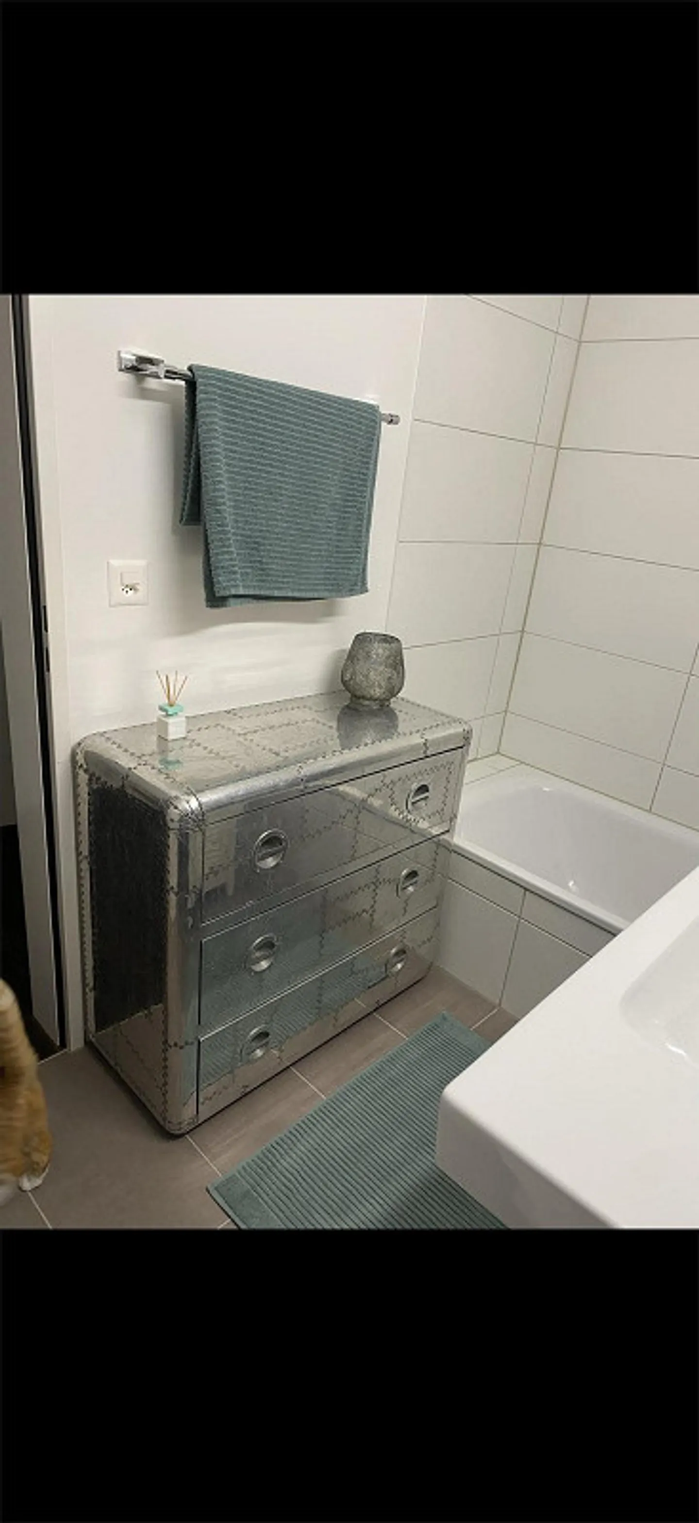 Appartement moderne de 4,5 pièces - Photo 3 sur 8