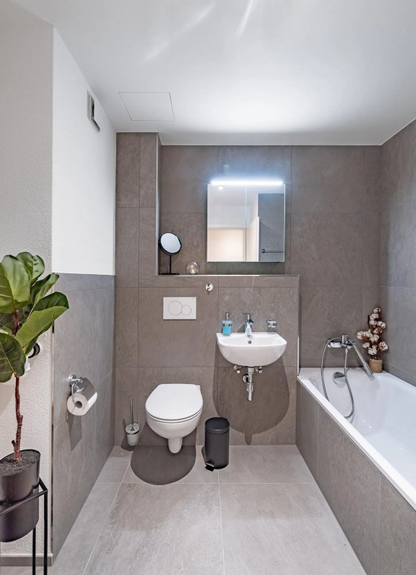 Camera arredata con servizio - Foto 5 di 7