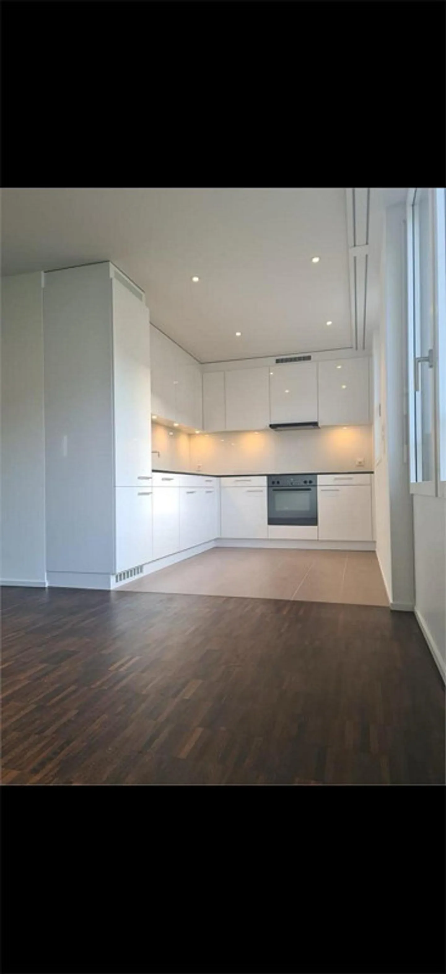 Appartement moderne de 4,5 pièces - Photo 6 sur 8