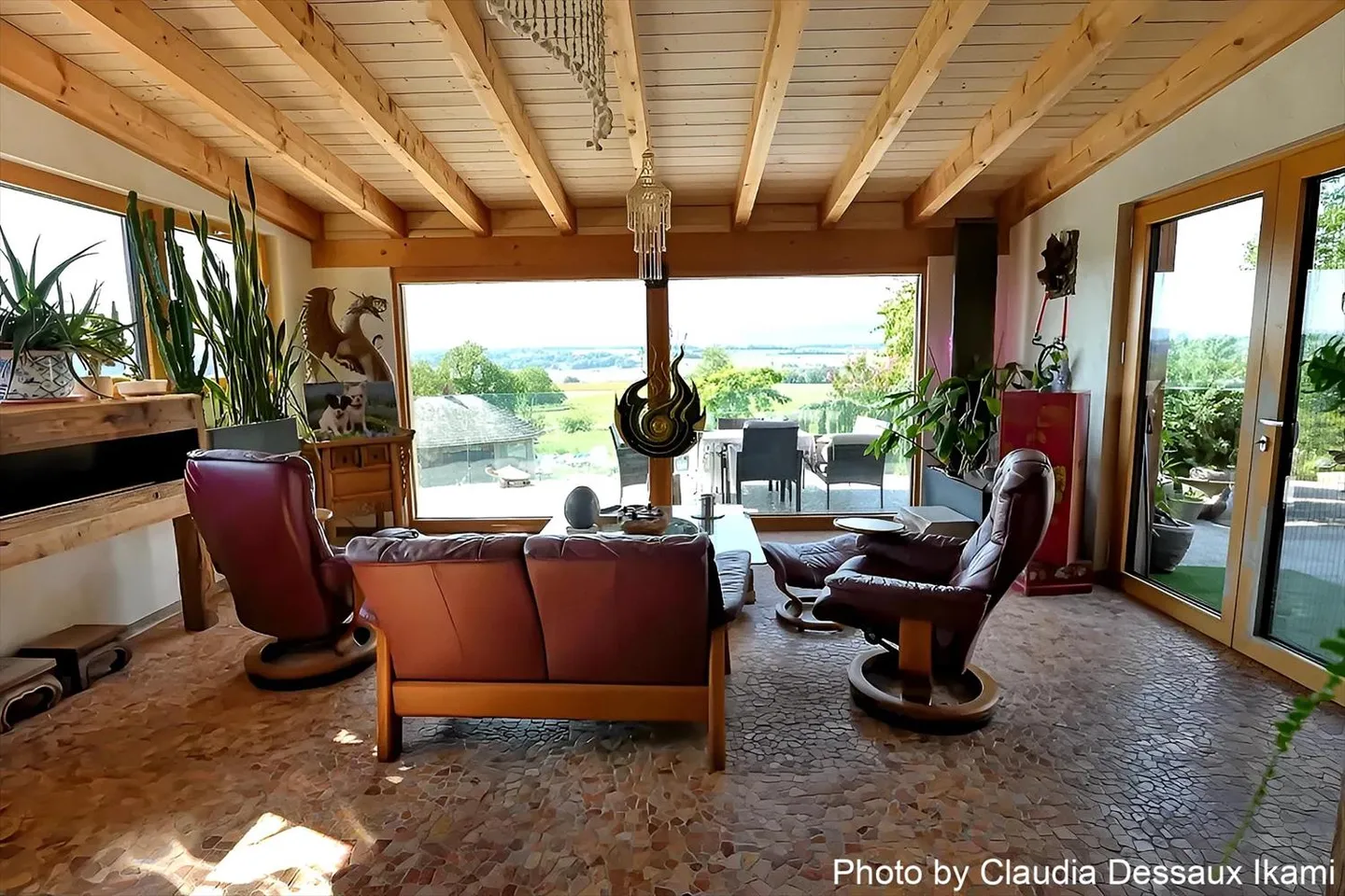 House in a quiet area 15 minutes from Lausanne - Photo 2 of 13