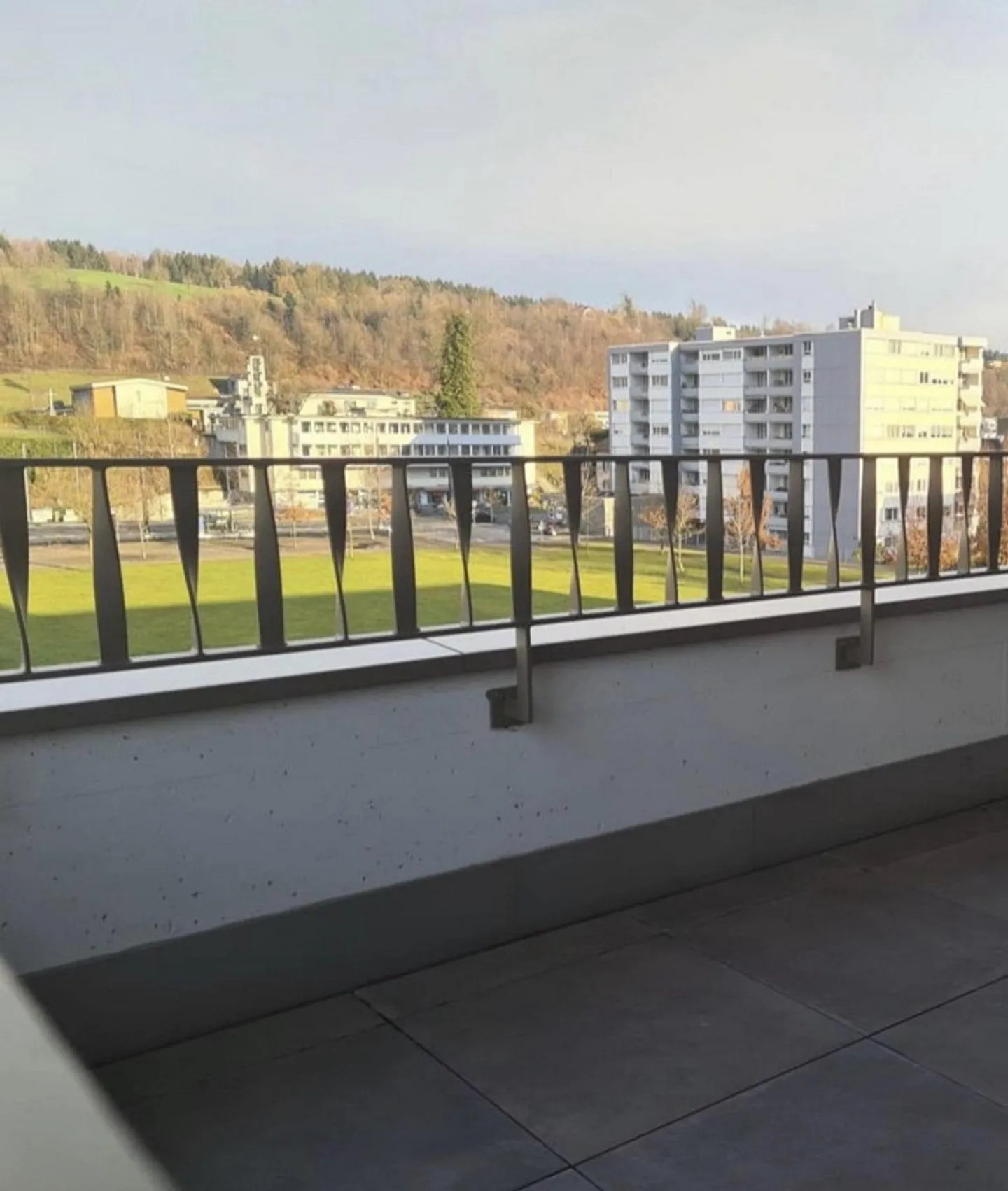 Appartement moderne de 4,5 pièces - Photo 7 sur 8