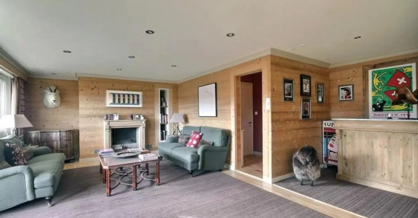 Condo à vendre à Crans-Montana, Suisse - Photo 2 sur 10