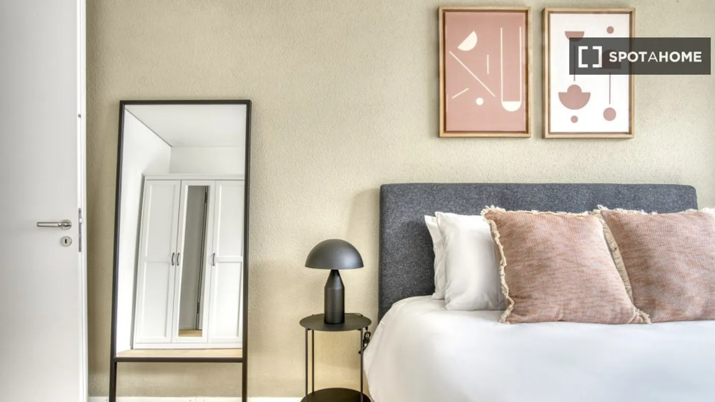 Apartment for rent - Photo 10 of 14