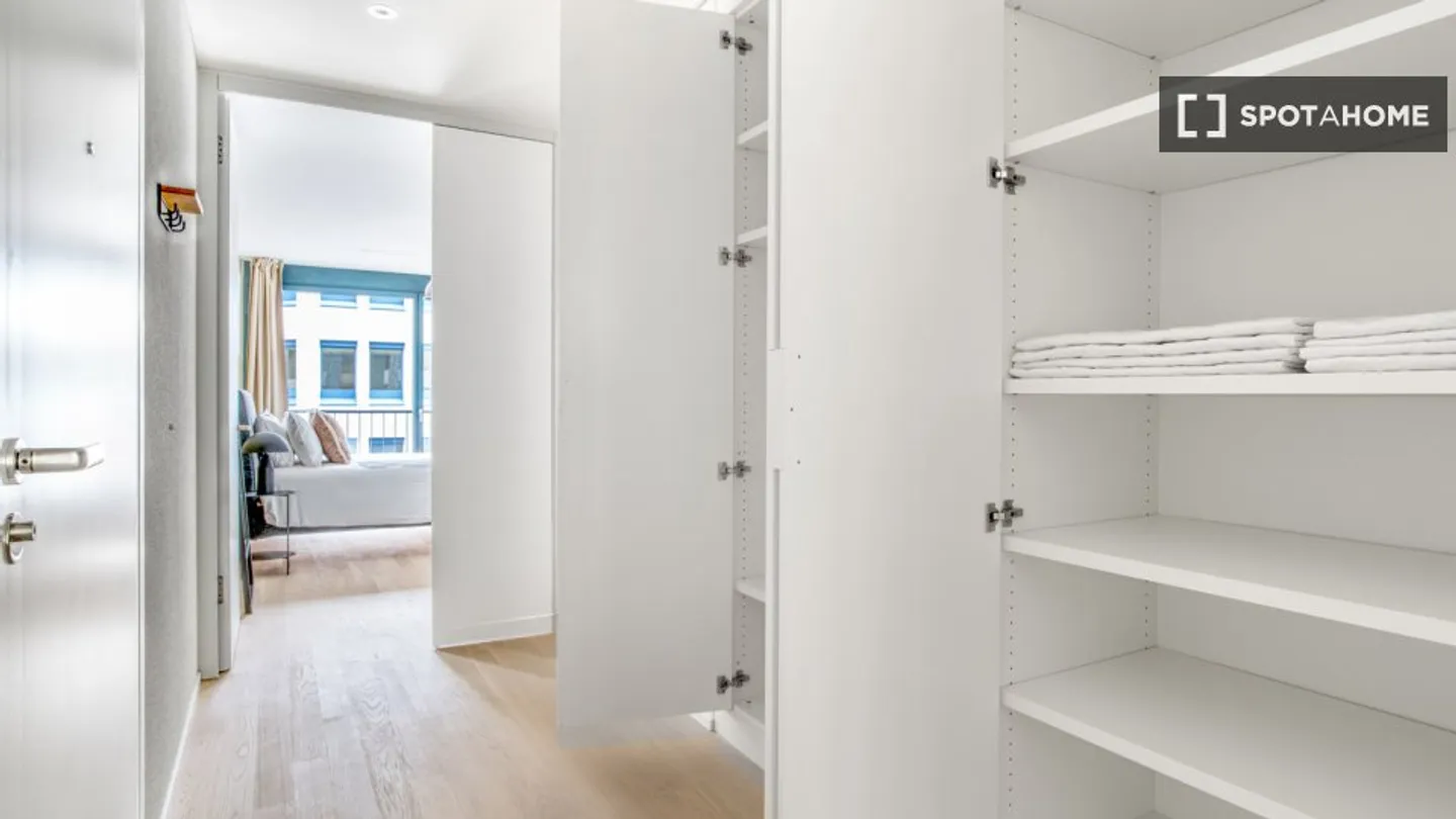 Apartment for rent - Photo 13 of 14