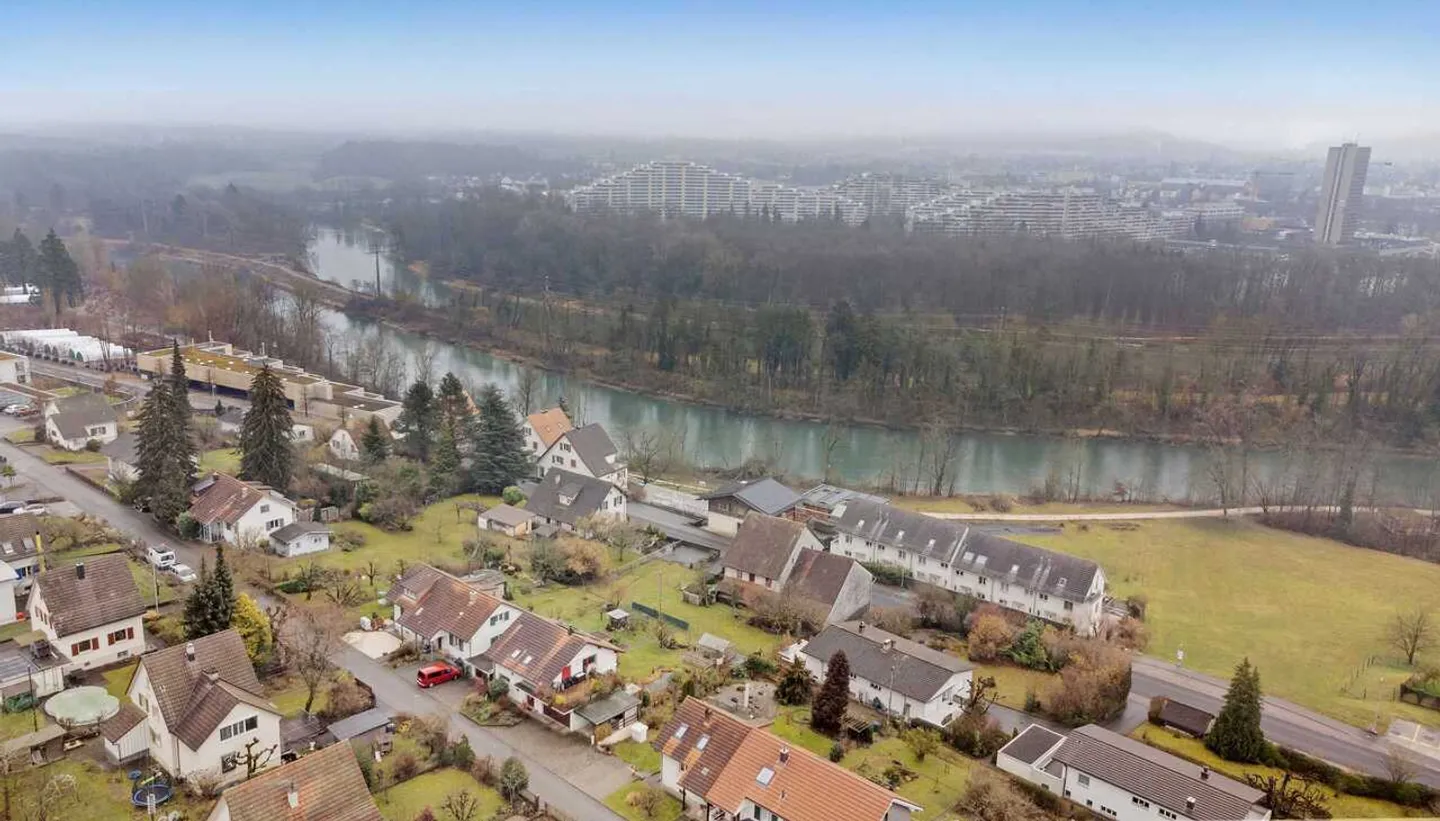 Terreno edificabile con potenziale di sviluppo sul versante sud - Foto 4 di 13