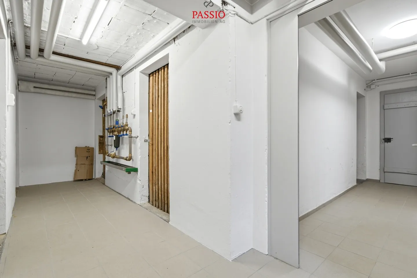 Old Building Charm in Bern - 3-Room Apartment with Generous Balcony - Photo 14 of 15