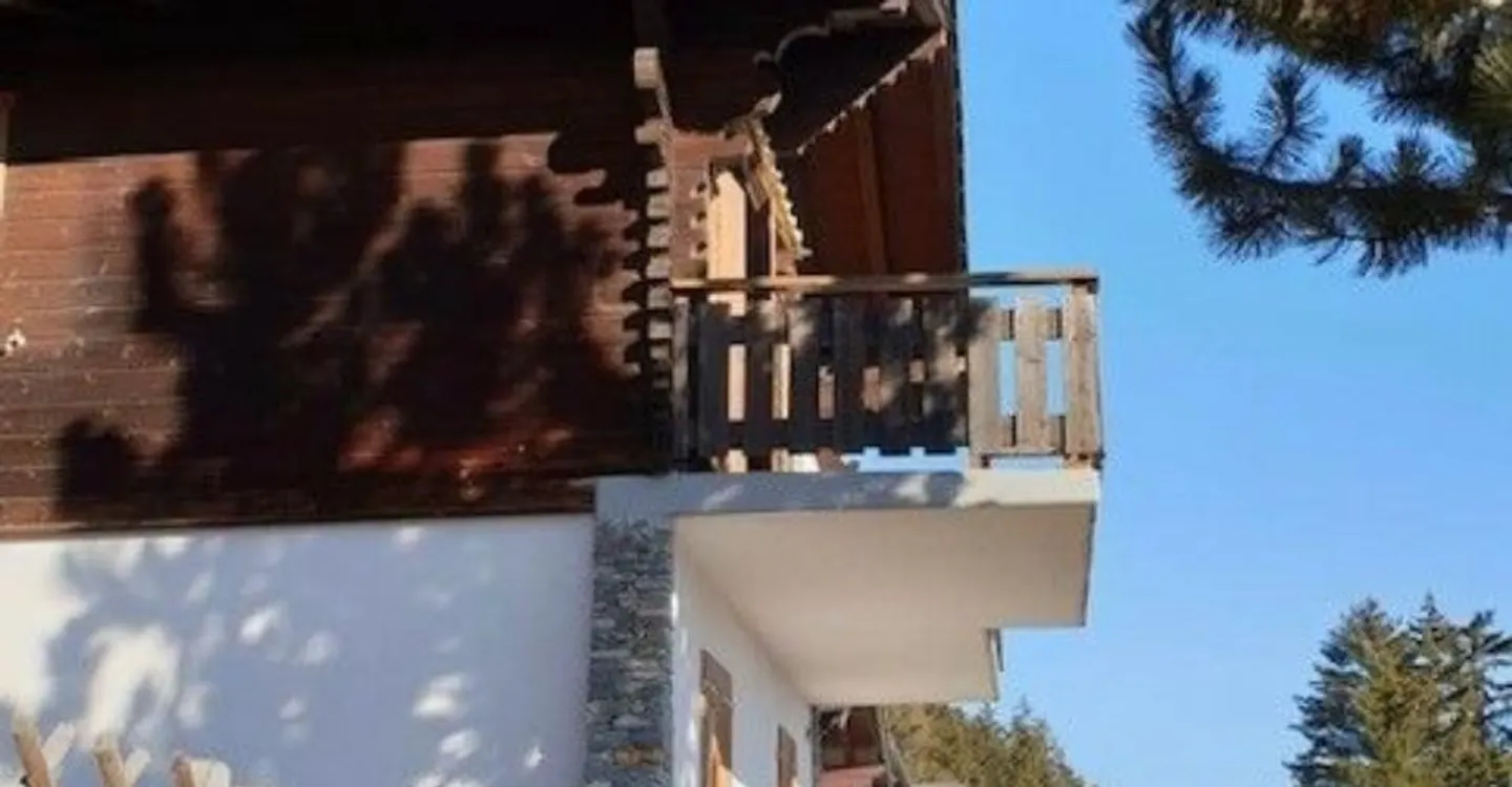 Chalet avec Vue Alpines Éblouissantes - Photo 2 sur 13