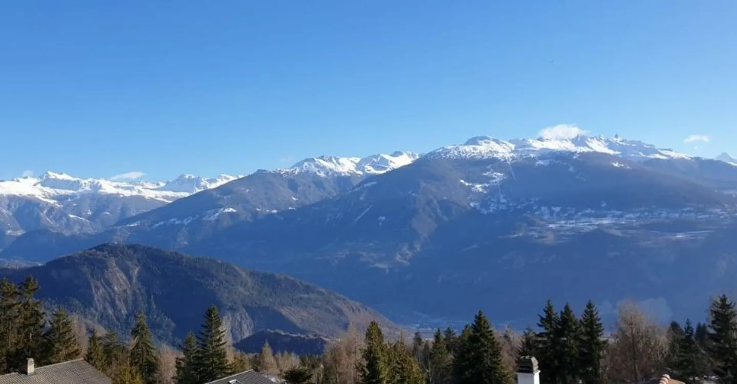 Chalet avec Vue Alpines Éblouissantes - Photo 3 sur 13