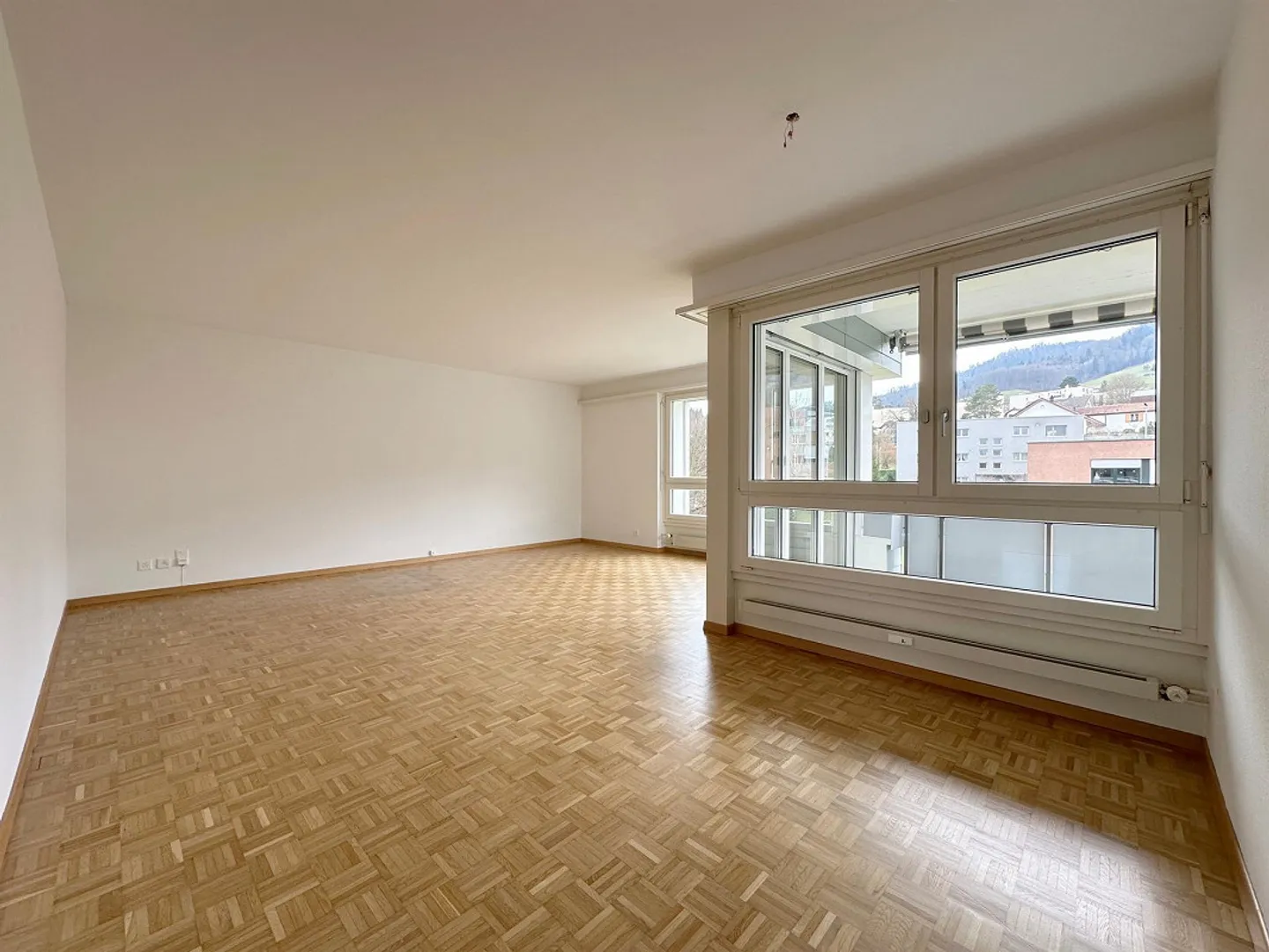 Vivere piacevolmente in una zona residenziale idilliaca! - Foto 4 di 13