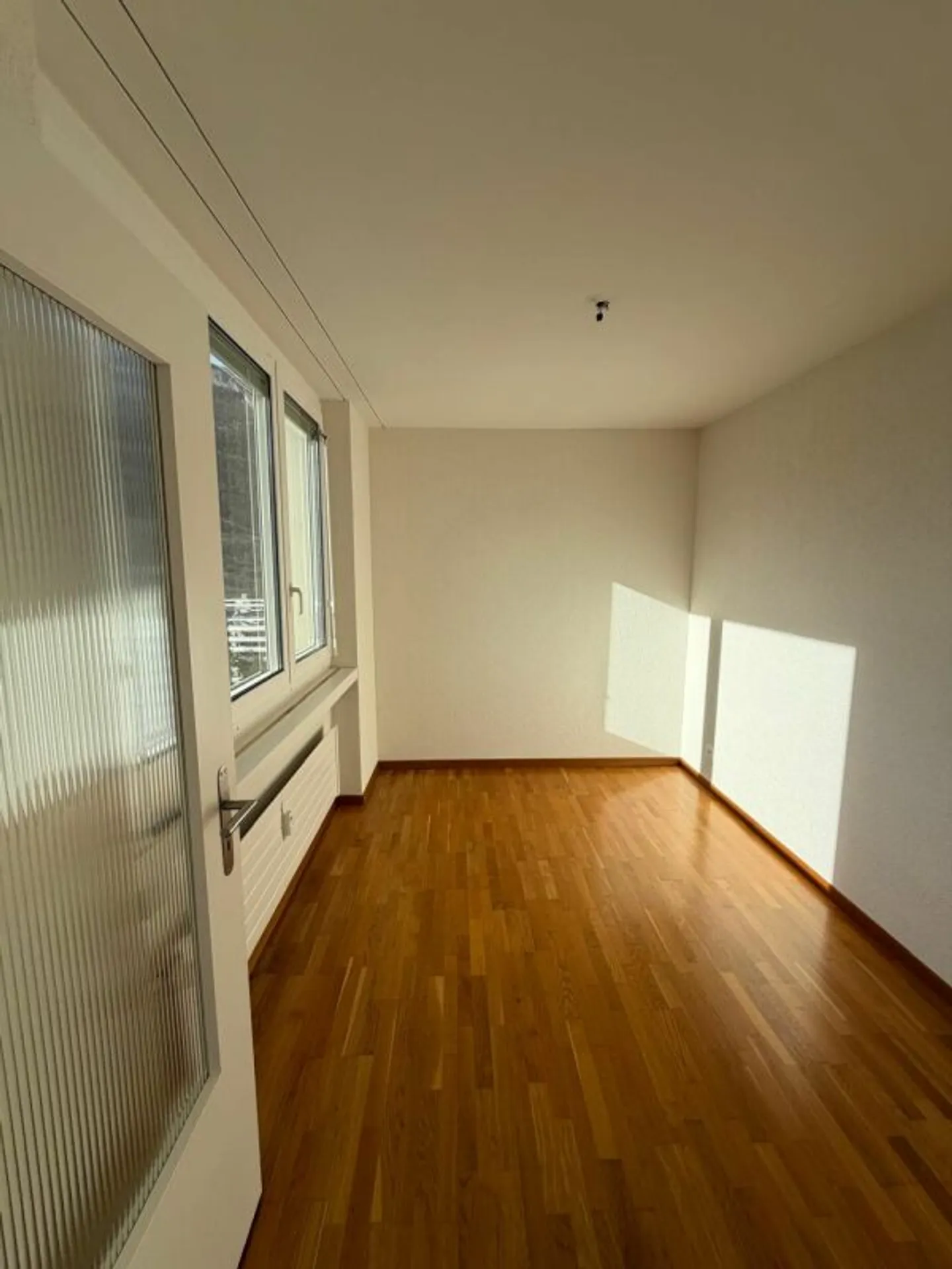 Apartment for rent - Photo 8 of 15