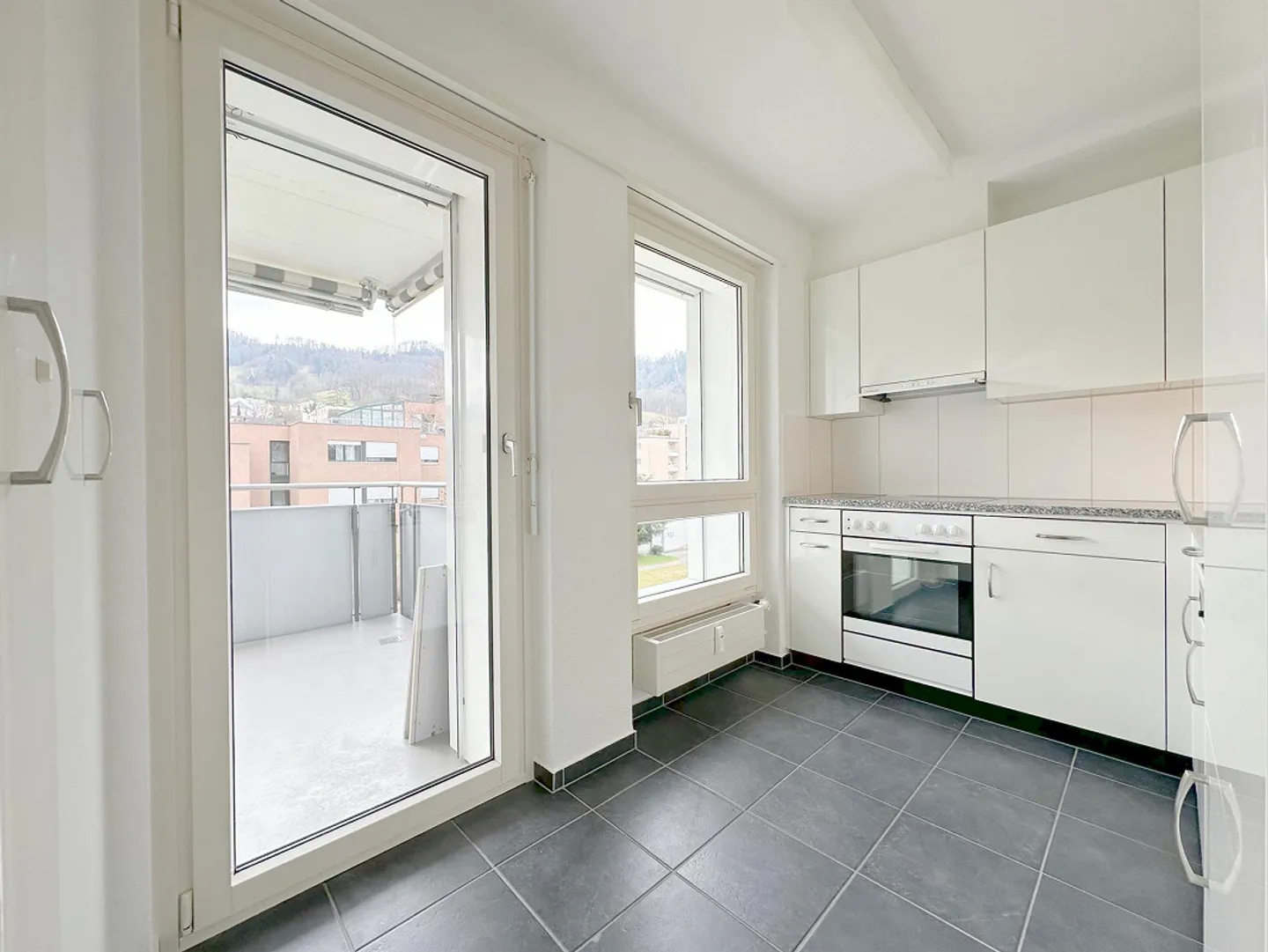 Vivere piacevolmente in una zona residenziale idilliaca! - Foto 9 di 13