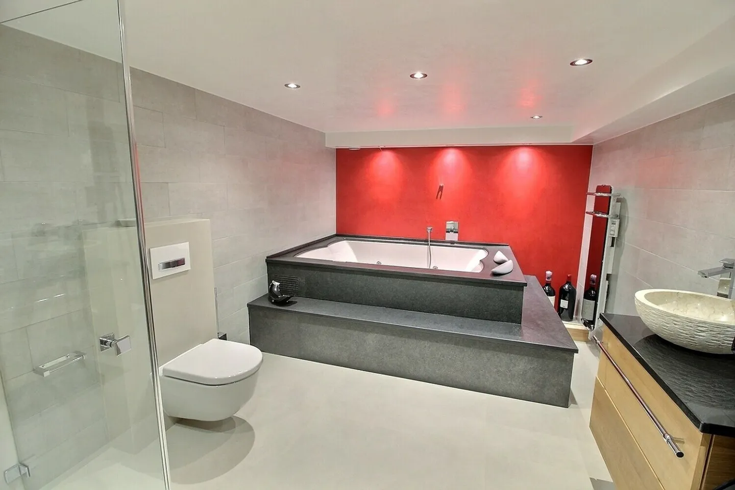 Sehr schöne renovierte Immobilie mit Pool in Founex - Foto 14 von 16