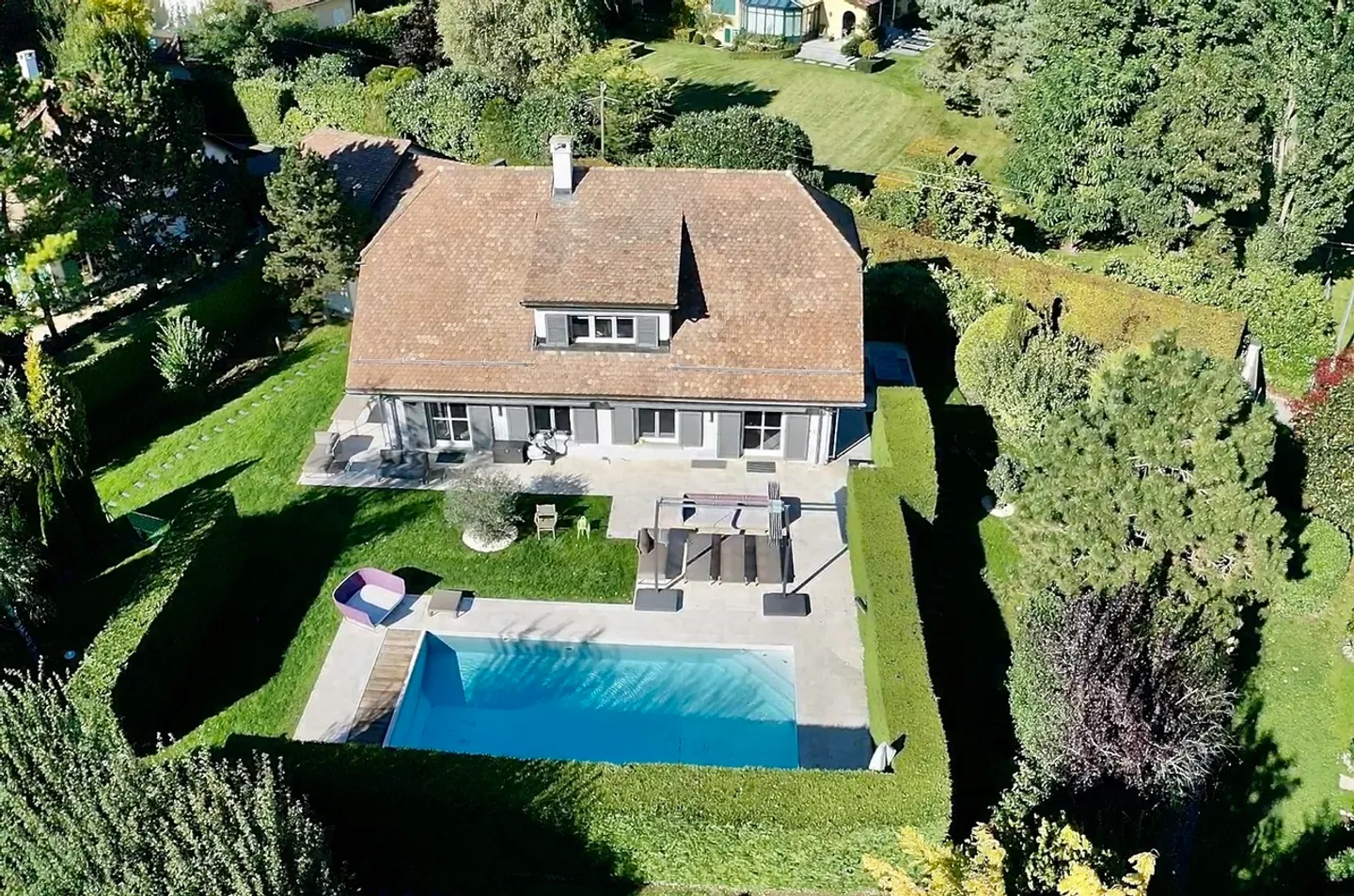 Sehr schöne renovierte Immobilie mit Pool in Founex - Foto 16 von 16