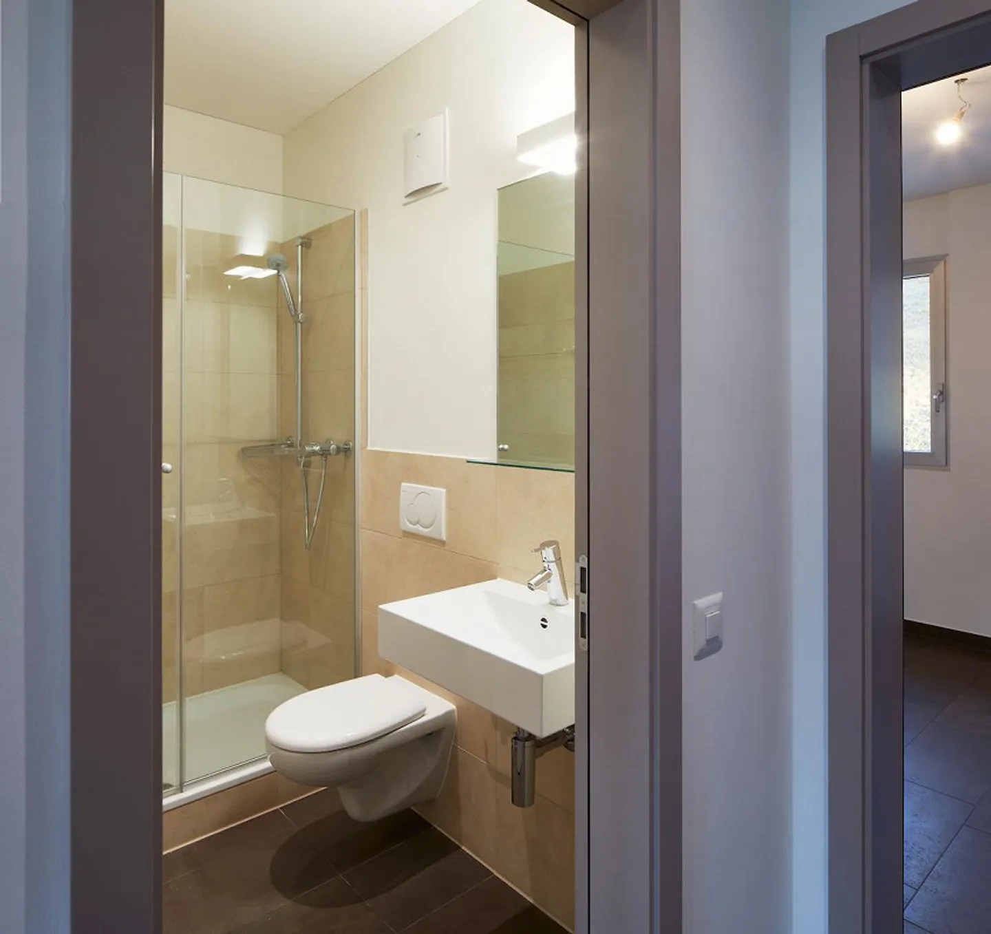 5.5-room apartment with terrace in Comano - Photo 7 of 14