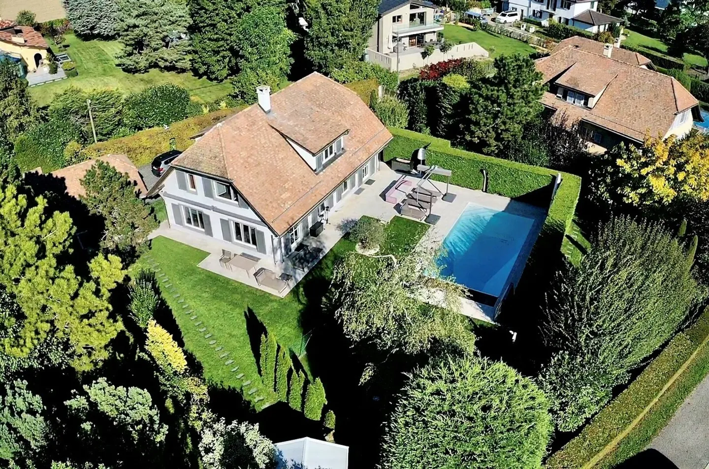 Sehr schöne renovierte Immobilie mit Pool in Founex - Foto 1 von 16