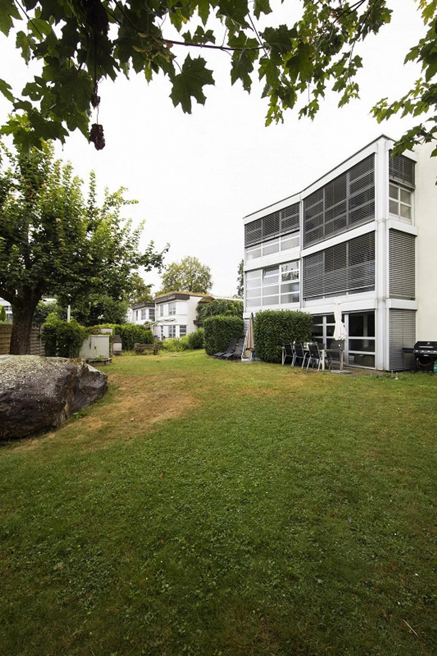 Emplacement résidentiel calme ! - Photo 1 sur 6