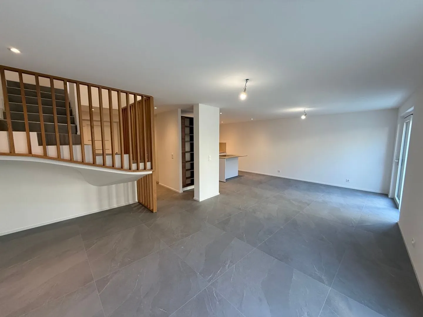 Nuovo appartamento duplex di 4.5 locali nel centro di Bursins - Foto 3 di 13