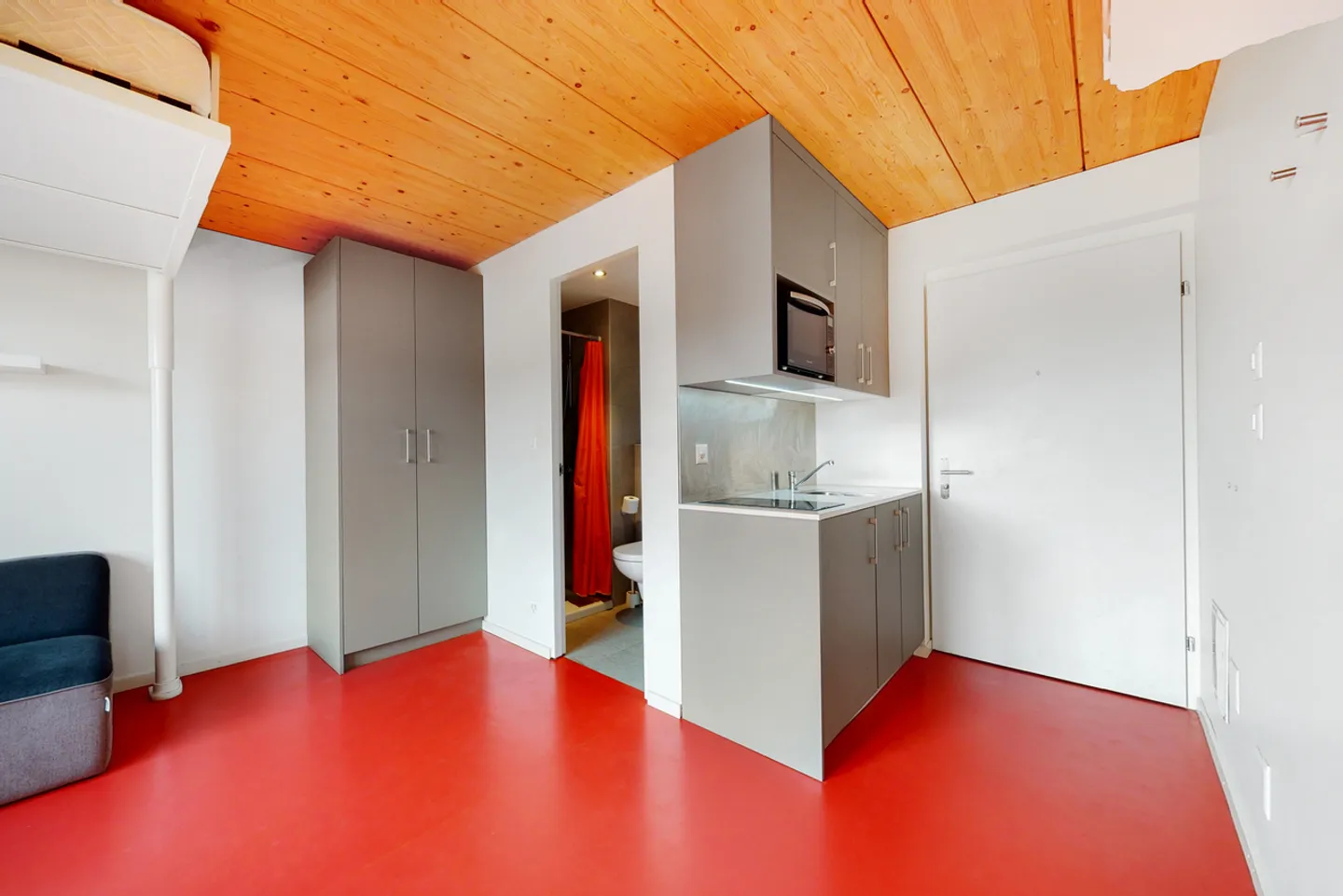 Un monolocale arredato - Buono TL CHF 300,00 offerto! - Foto 8 di 10