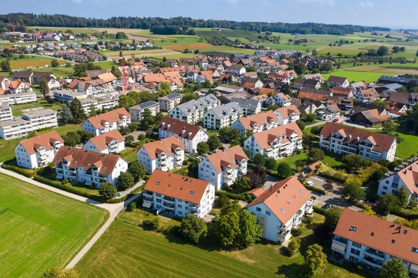 Praktische Parkplätze - Foto 1 von 2