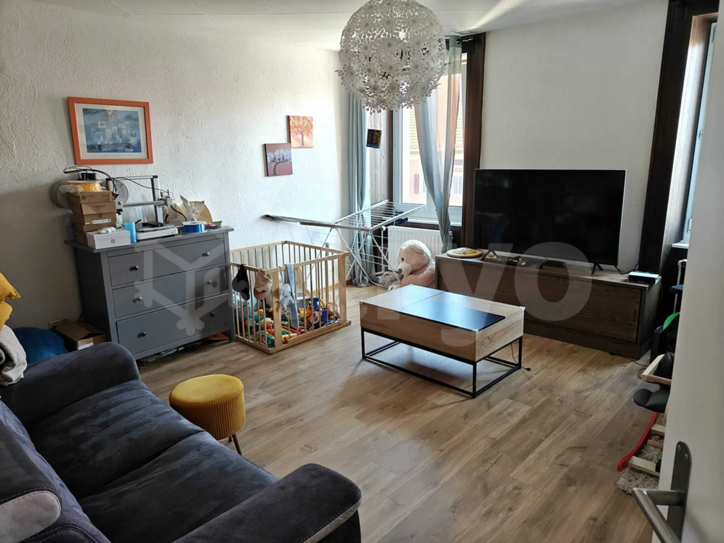 MODERN 3 ROOM APARTMENT 3RD FLOOR - Photo 2 of 6