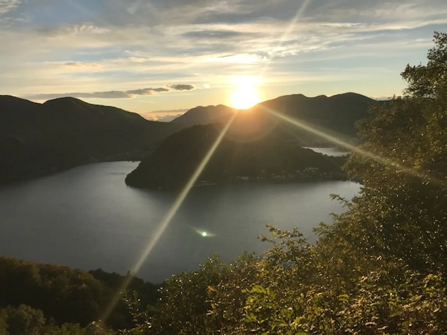 Penthouse de Luxe avec Vue sur le Lac - Photo 1 sur 1