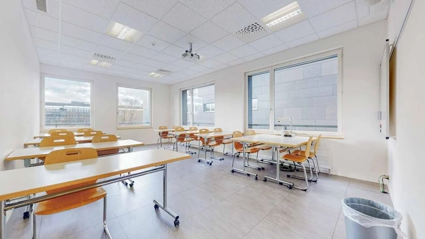 Zentrales Büro zu vermieten - Foto 6 von 12