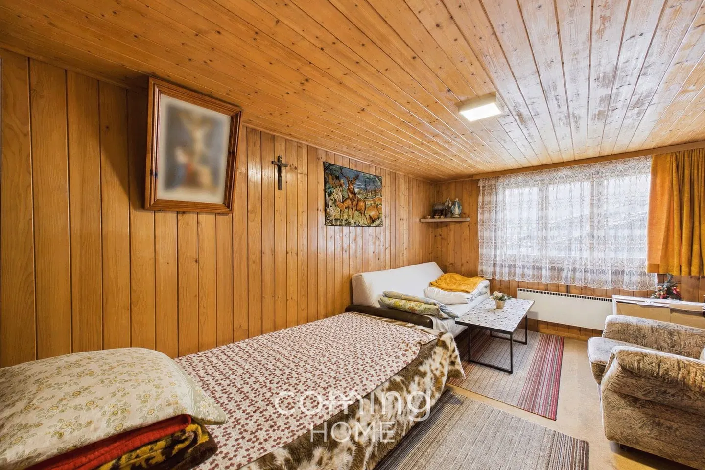 Charming Apartment with Mountain View - Photo 11 of 13