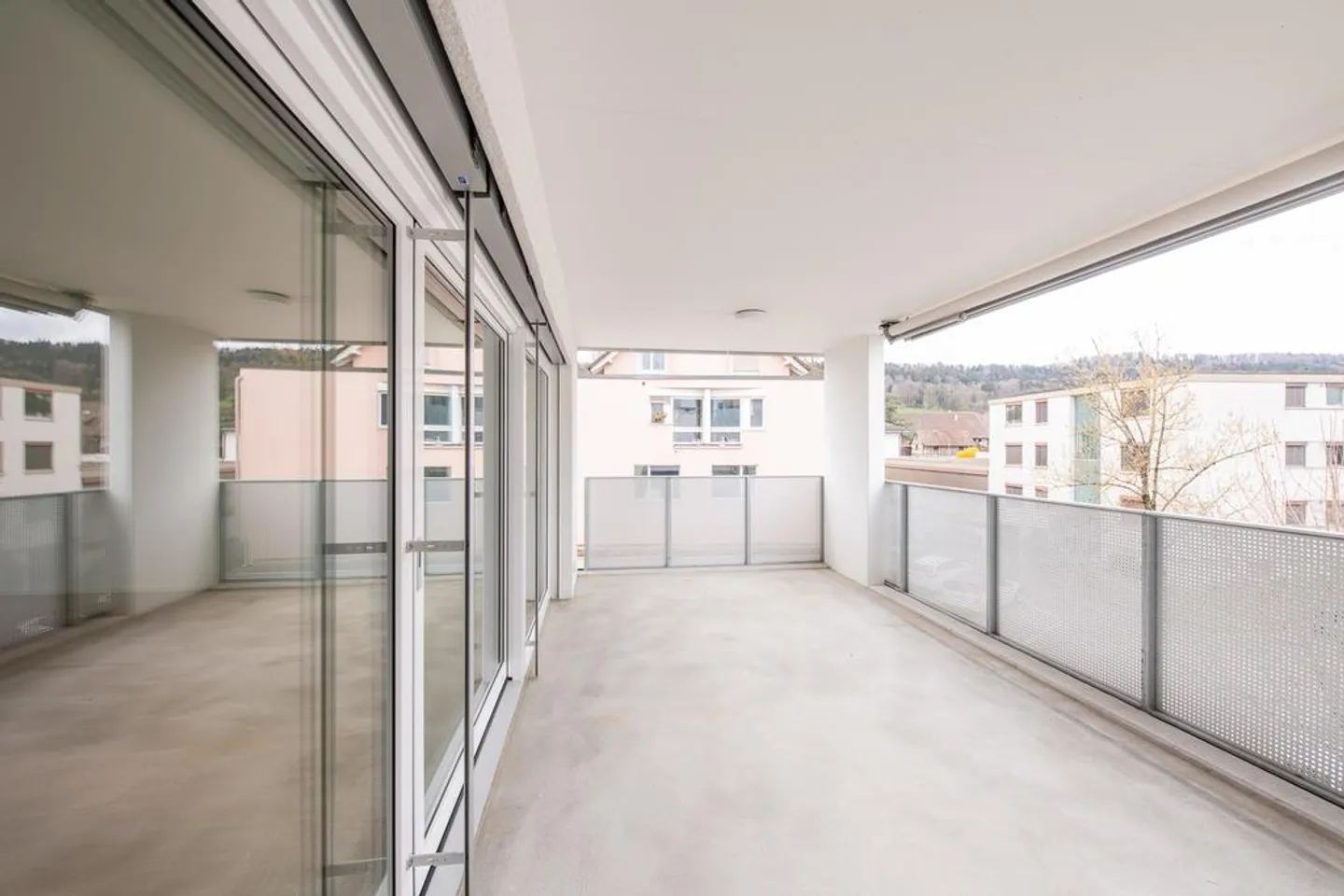 Bel appartement de 2.5 pièces dans un endroit calme - Photo 6 sur 8