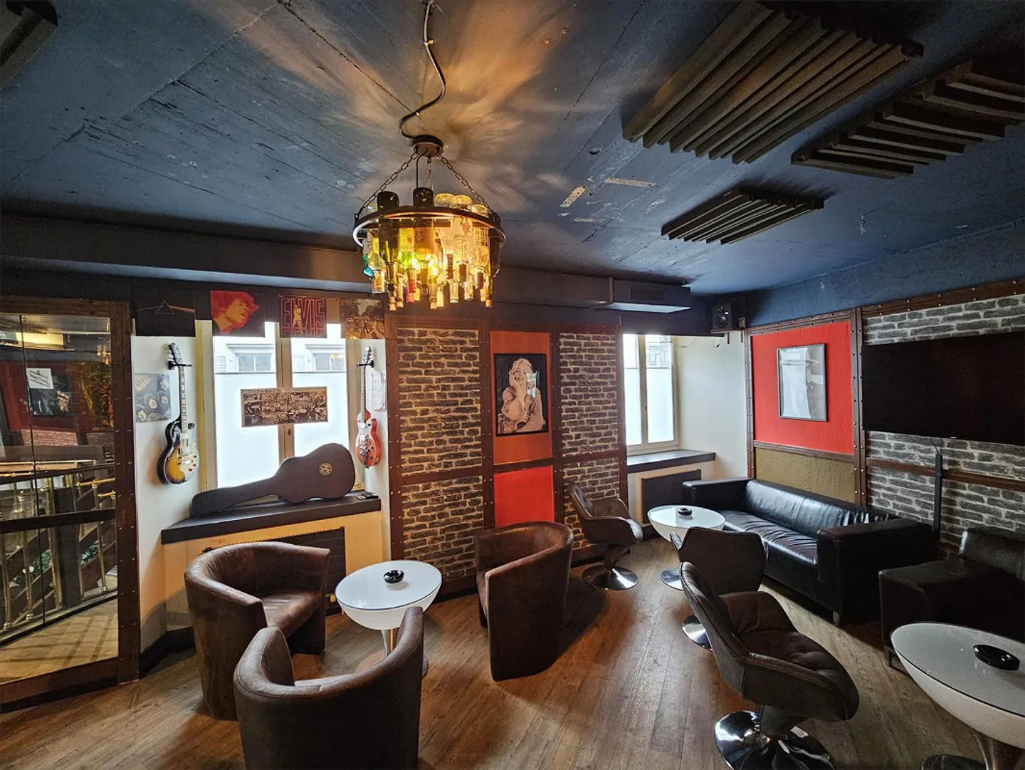 The De Hype Pub in Uznach is looking for new hosts! - Photo 2 of 5