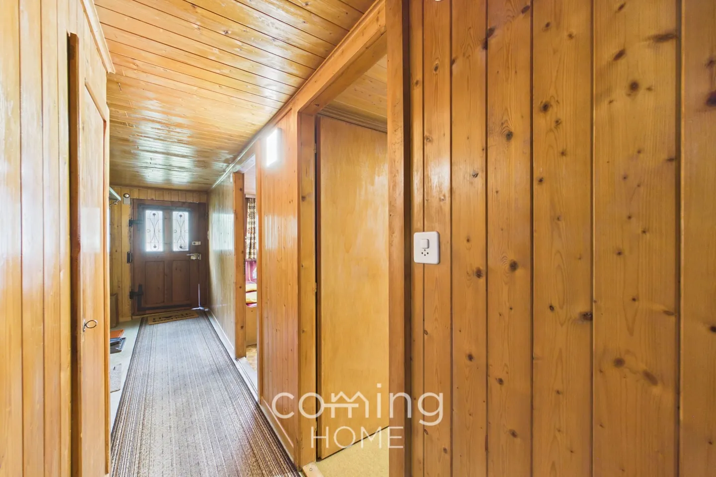 Charming Apartment with Mountain View - Photo 12 of 13