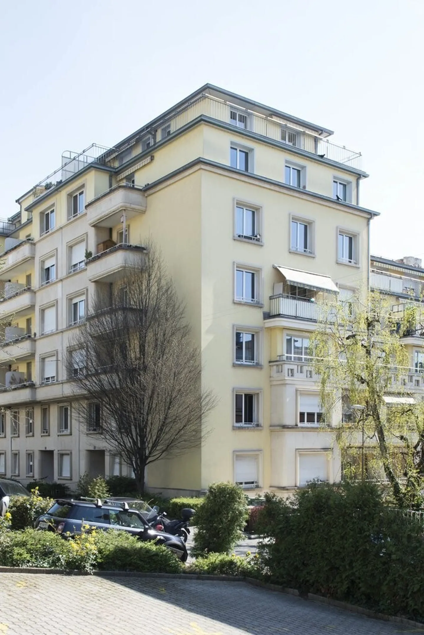 Charming Apartment in Lausanne - Photo 1 of 2