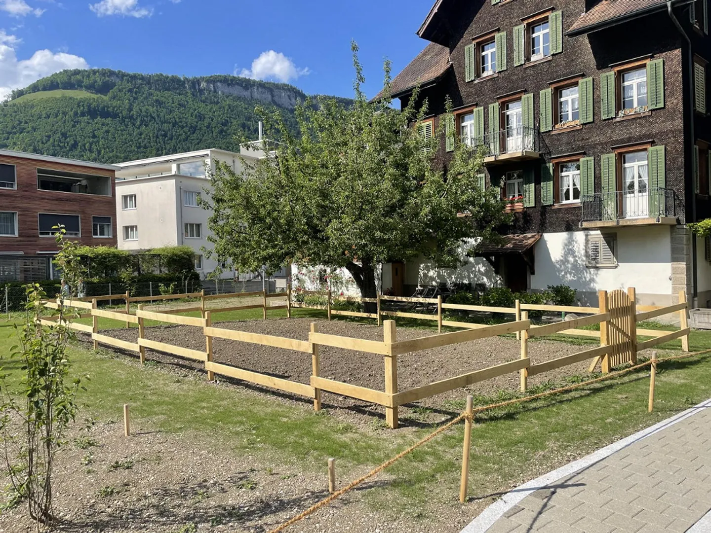 Prima locazione - Vivere in una casa in legno massiccio idilliaca - Foto 2 di 11