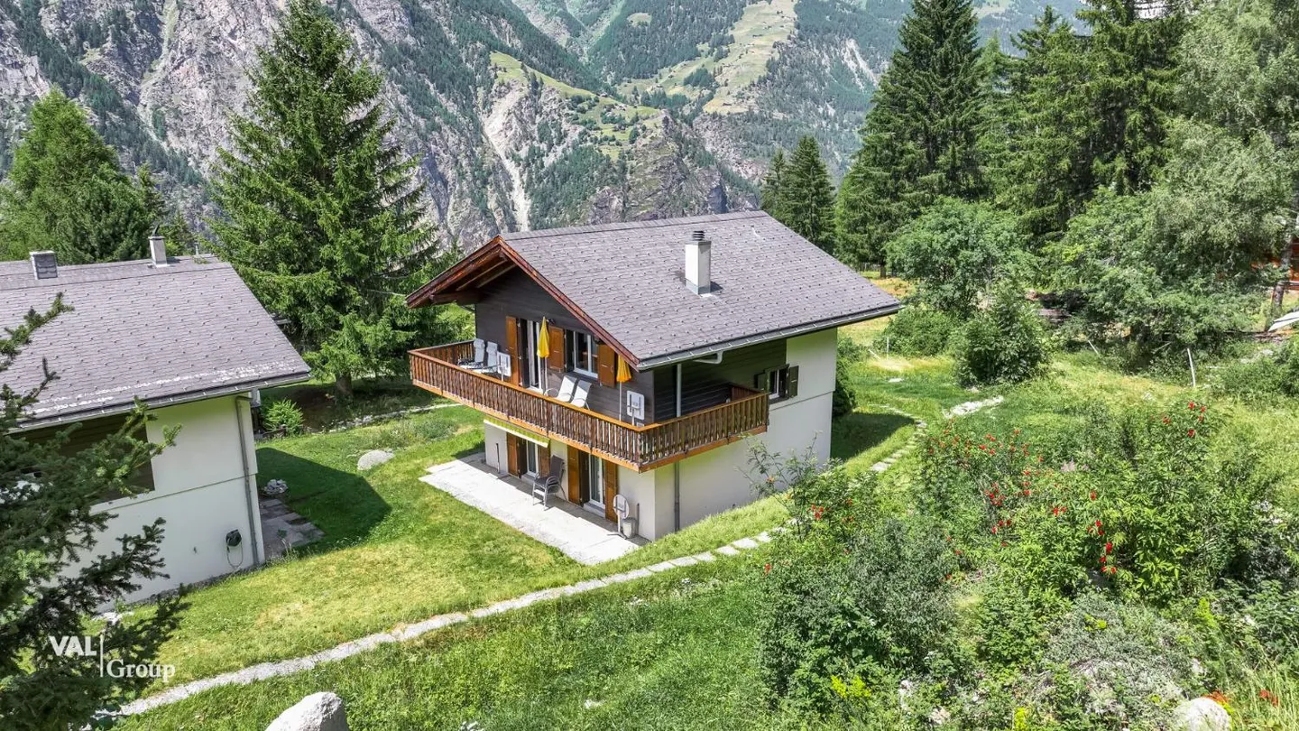 Alpine Lifestyle at 1,560 m above sea level - Retreat with a View near Grächen - Photo 2 of 13